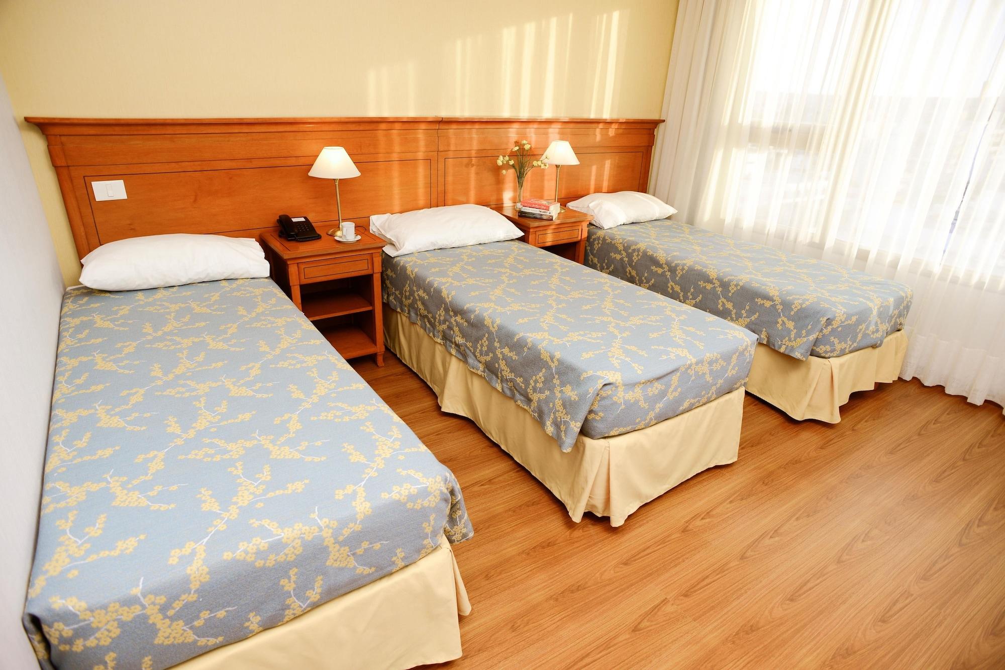 Yene Hue Hotel Puerto Madryn Exterior photo