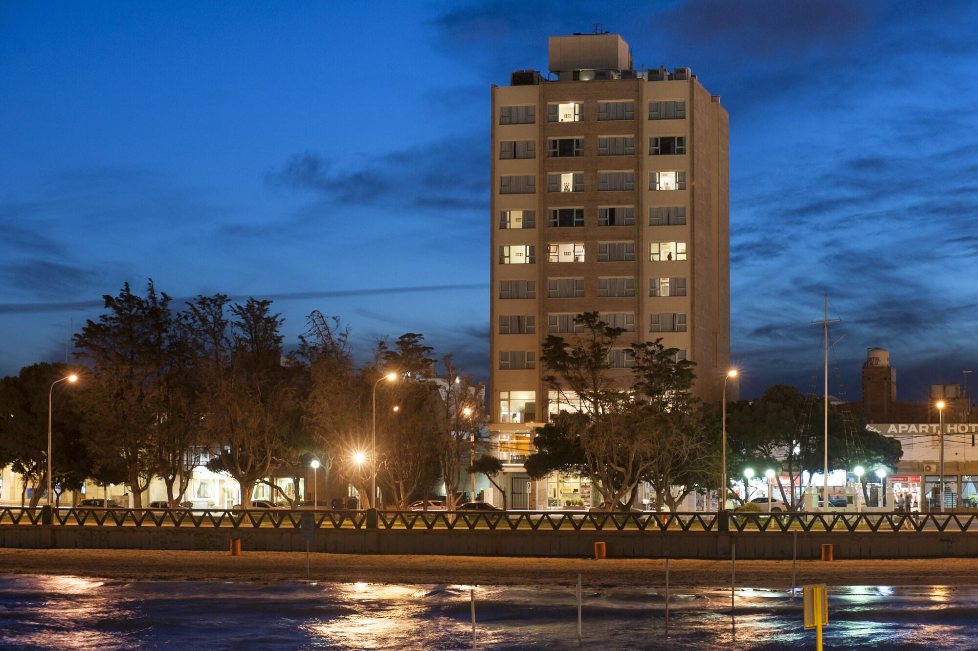 Yene Hue Hotel Puerto Madryn Exterior photo