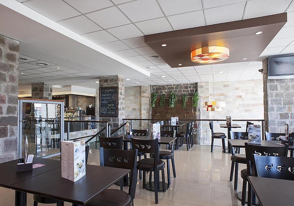 Yene Hue Hotel Puerto Madryn Exterior photo