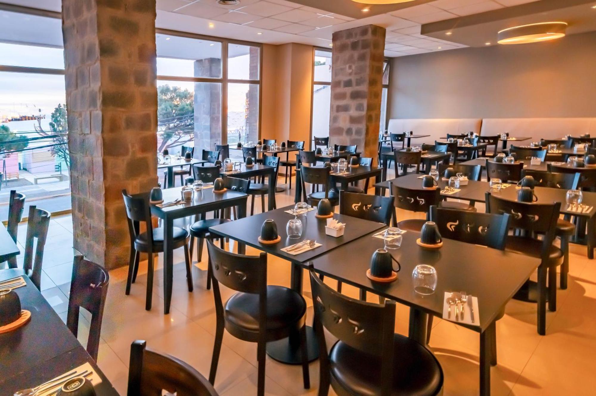Yene Hue Hotel Puerto Madryn Exterior photo