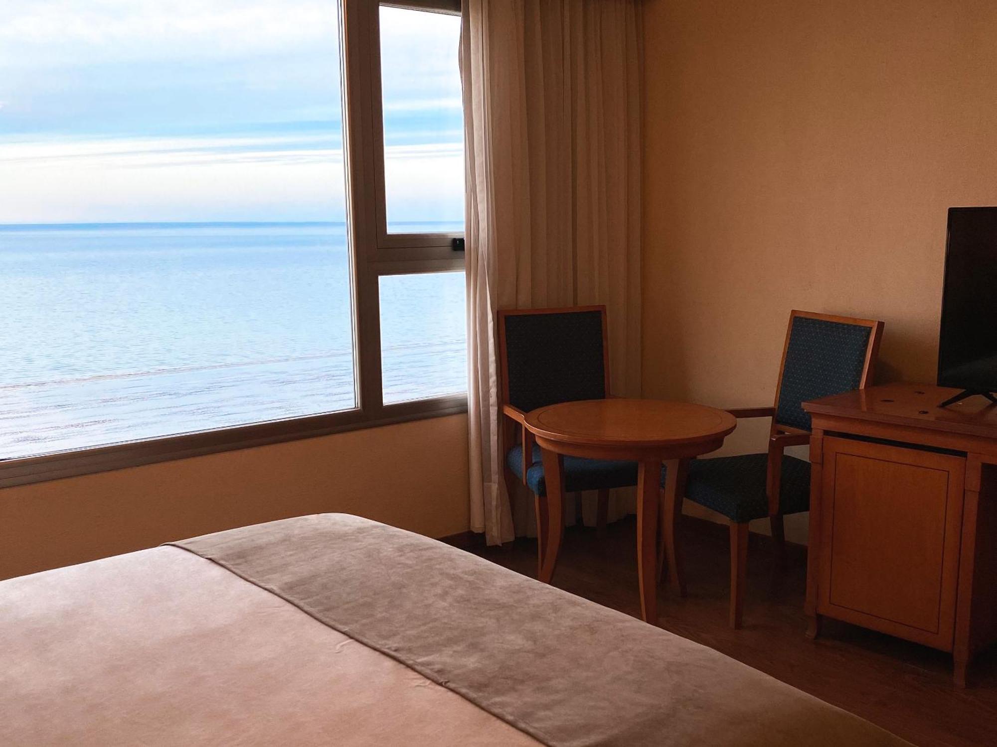 Yene Hue Hotel Puerto Madryn Exterior photo